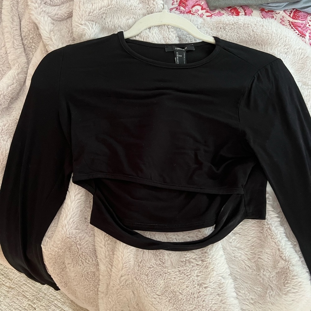Forever 21 going out too in black